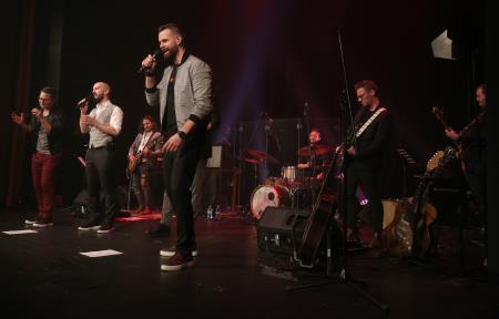 KVATROPIRCI V KULTURNEM DOMU 09 FOTO LJUBO VUKELIČ